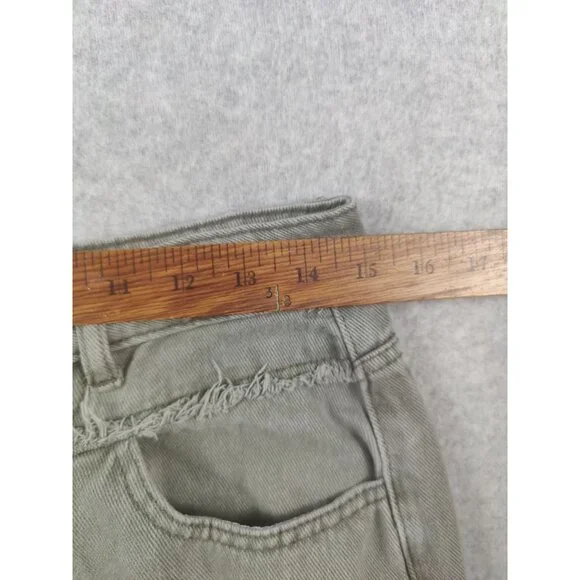 Hot Topic Women's Sage Green Jean Size Medium - Picture 8 of 11